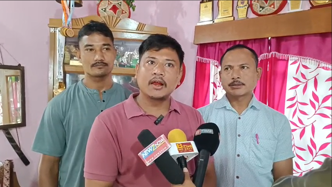 शारीरिक दिव्यांगता को मात दे डिगबोई के योगेन पाटोवारी पहुंचे विश्व पंजा कुश्ती प्रतियोगिता में, सरकार से मदद की गुहार
