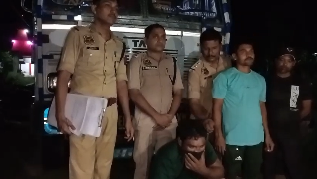 होजाई में पुलिस की बड़ी कार्रवाई, 1 करोड़ की नशीली दवाओं के साथ तस्कर गिरफ्तार