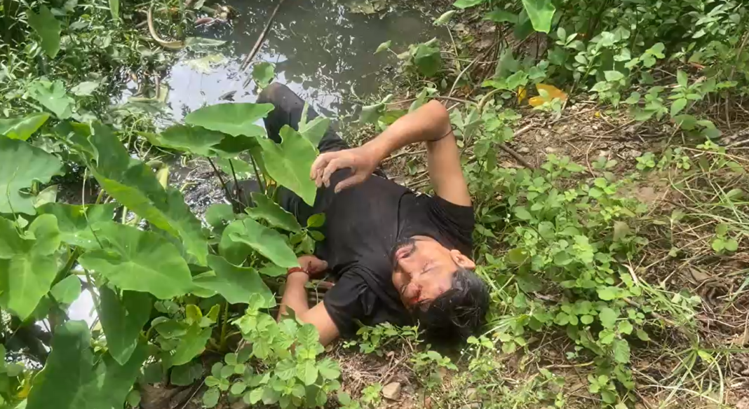 होजाई में रेलवे ट्रैक के पास गंभीर रूप से घायल और बेसुध मिला युवक, जांच में जुटी पुलिस